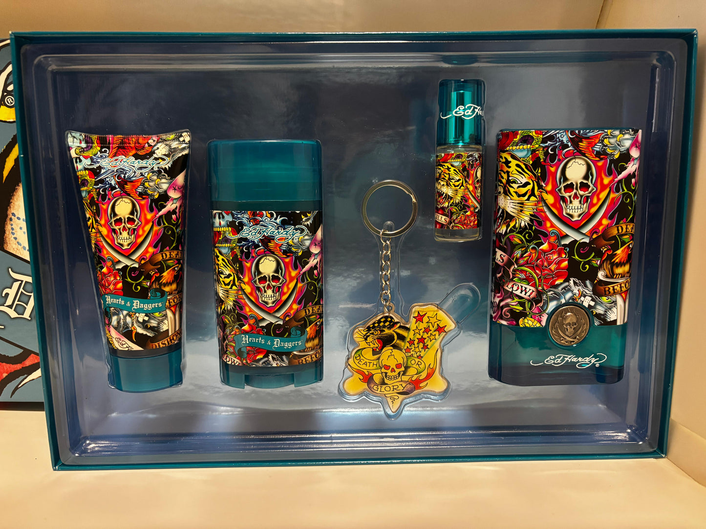 CHRISTIAN AUDIGIER ED HARDY HEARTS & DAGGERS SET