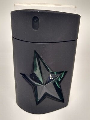 THIERRE MUGLER HOMBRES ÁNGELES